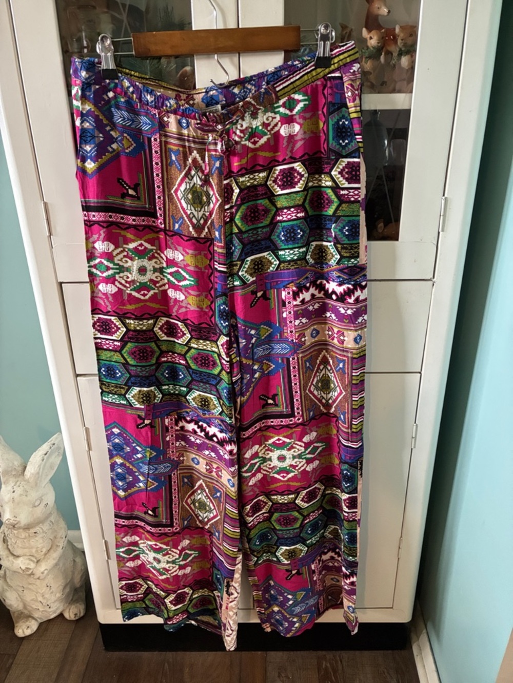 Donna Moore sz L Vibrant Boho Wide Leg Pants - Fuchsia Multi euc